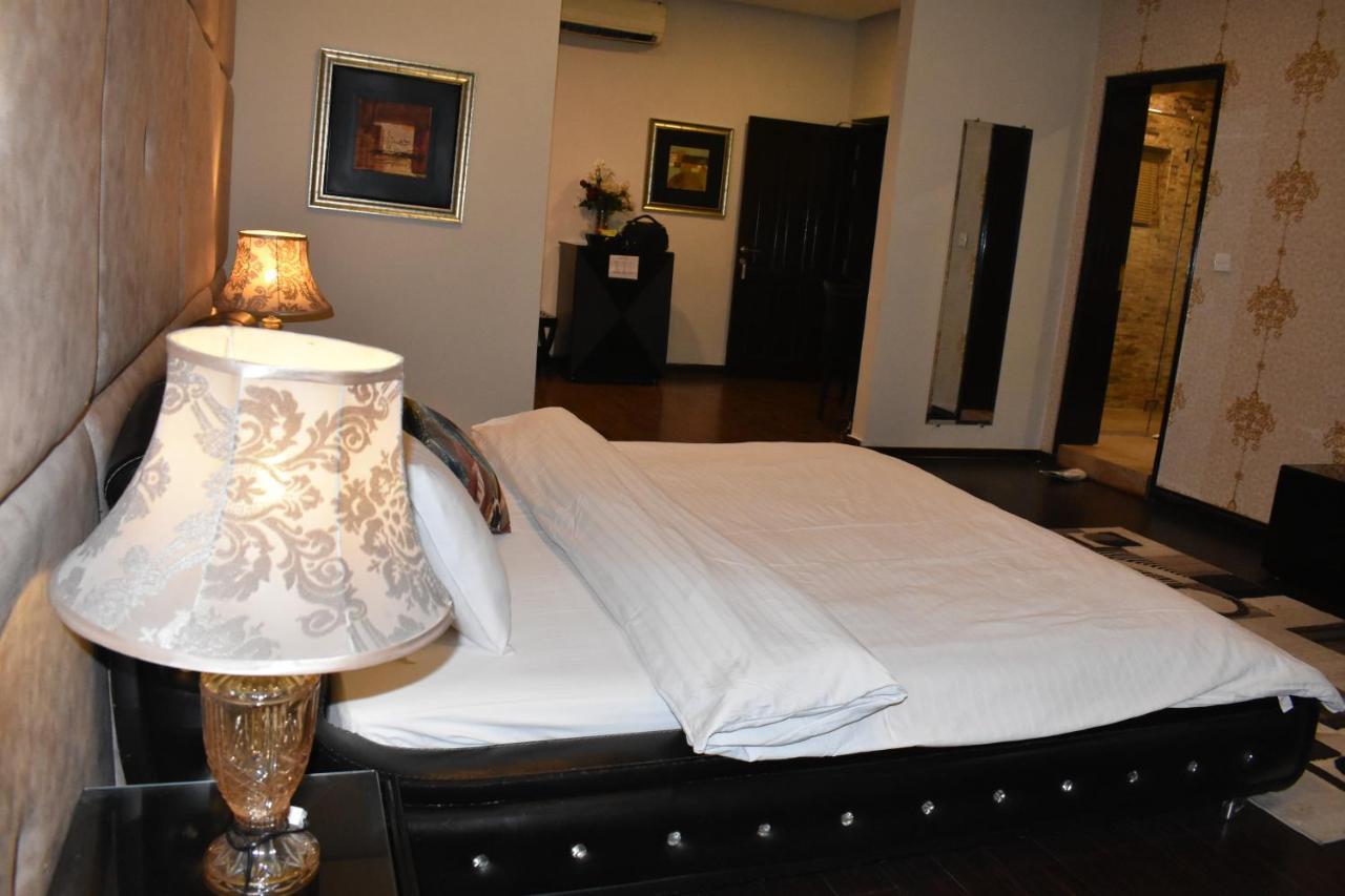ซาฟารี คลับ 1 Hotel ราวัลปินดี ภายนอก รูปภาพ