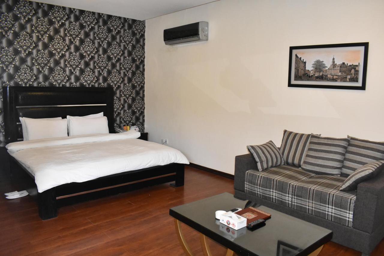 ซาฟารี คลับ 1 Hotel ราวัลปินดี ภายนอก รูปภาพ