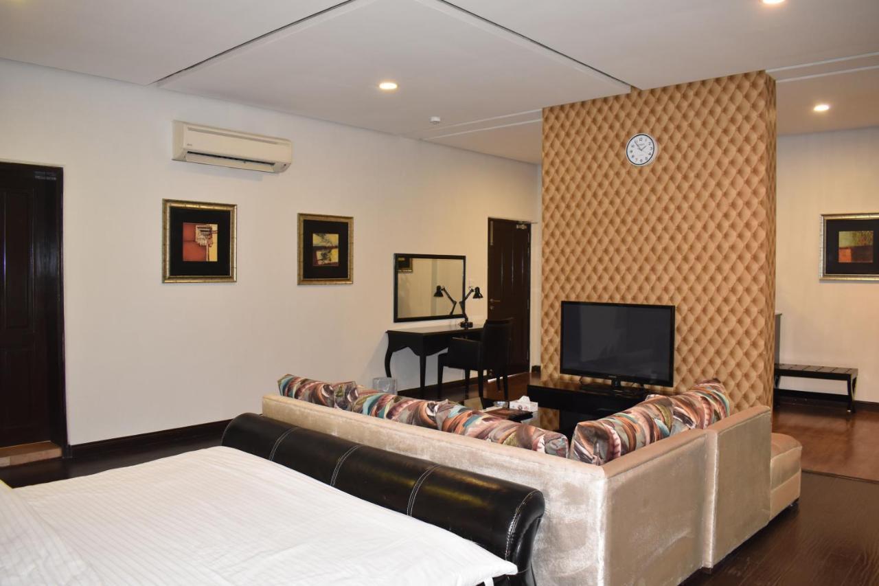 ซาฟารี คลับ 1 Hotel ราวัลปินดี ภายนอก รูปภาพ