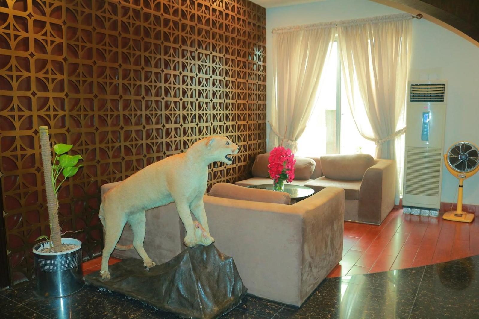 ซาฟารี คลับ 1 Hotel ราวัลปินดี ภายนอก รูปภาพ